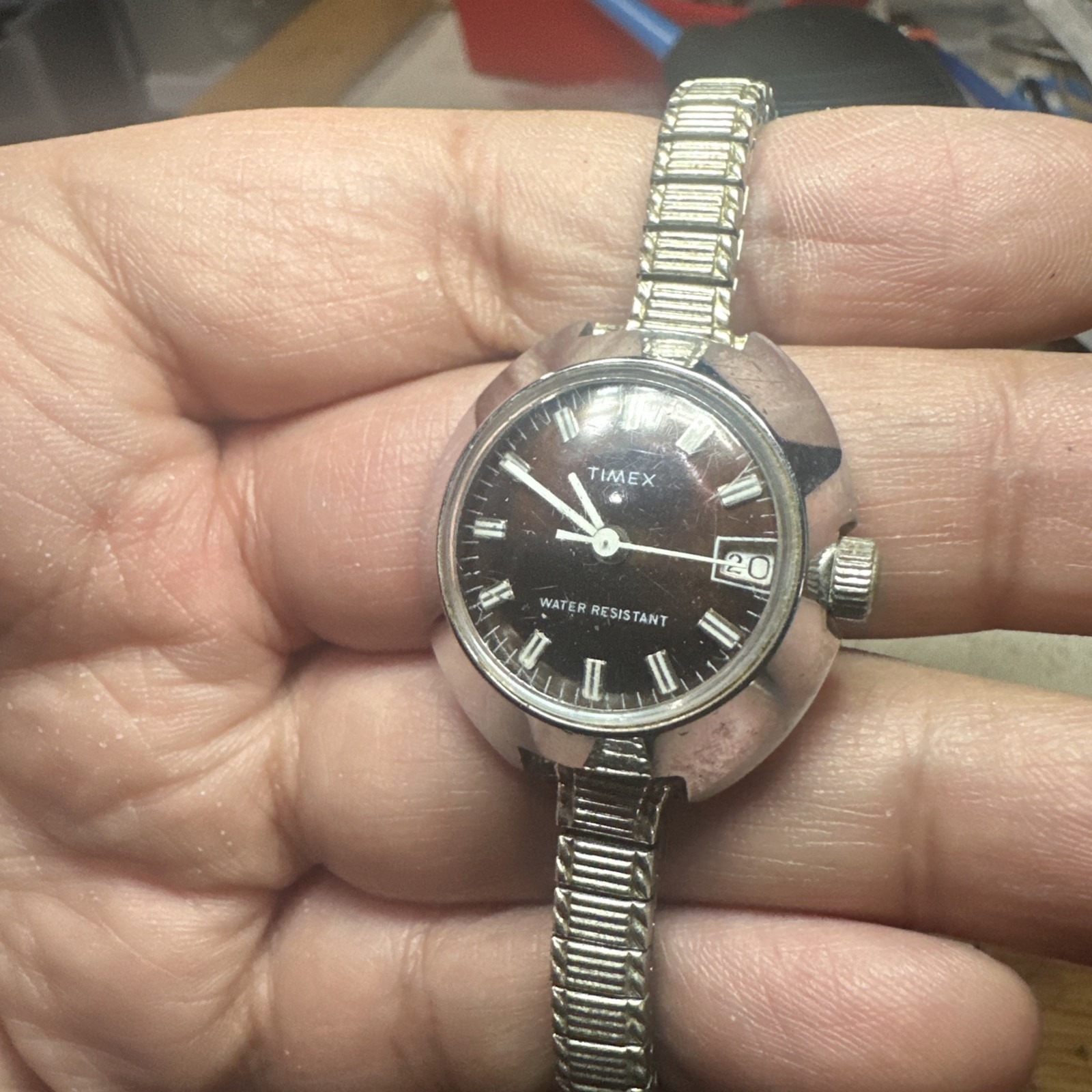 Working 1970s Vintage Timex Brown Dial Ladies Silver Manual Wind Watch 28mm 65